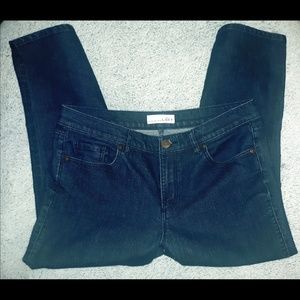 Dark blue LOFT capri jeans